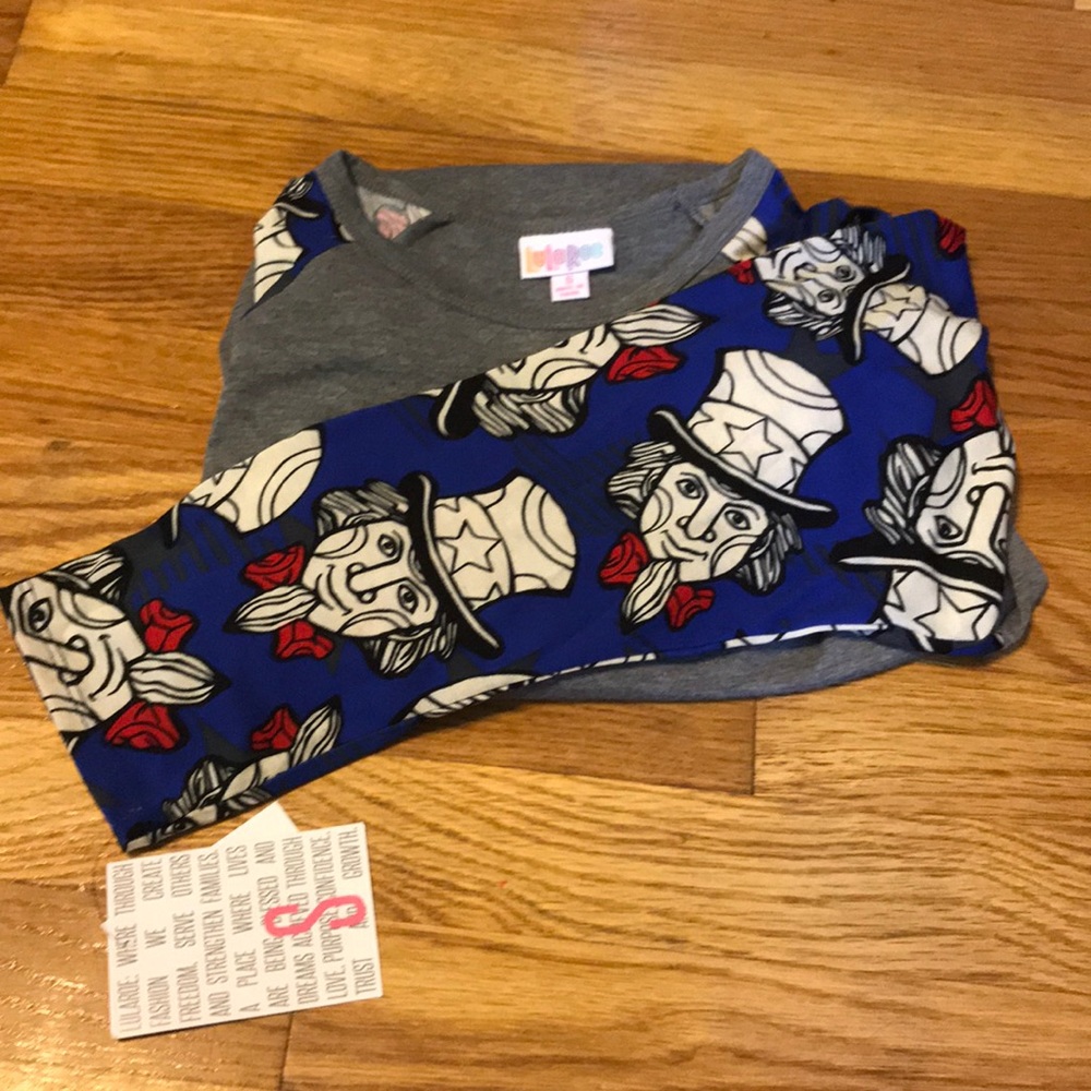 Small LuLaRoe Americana Randy